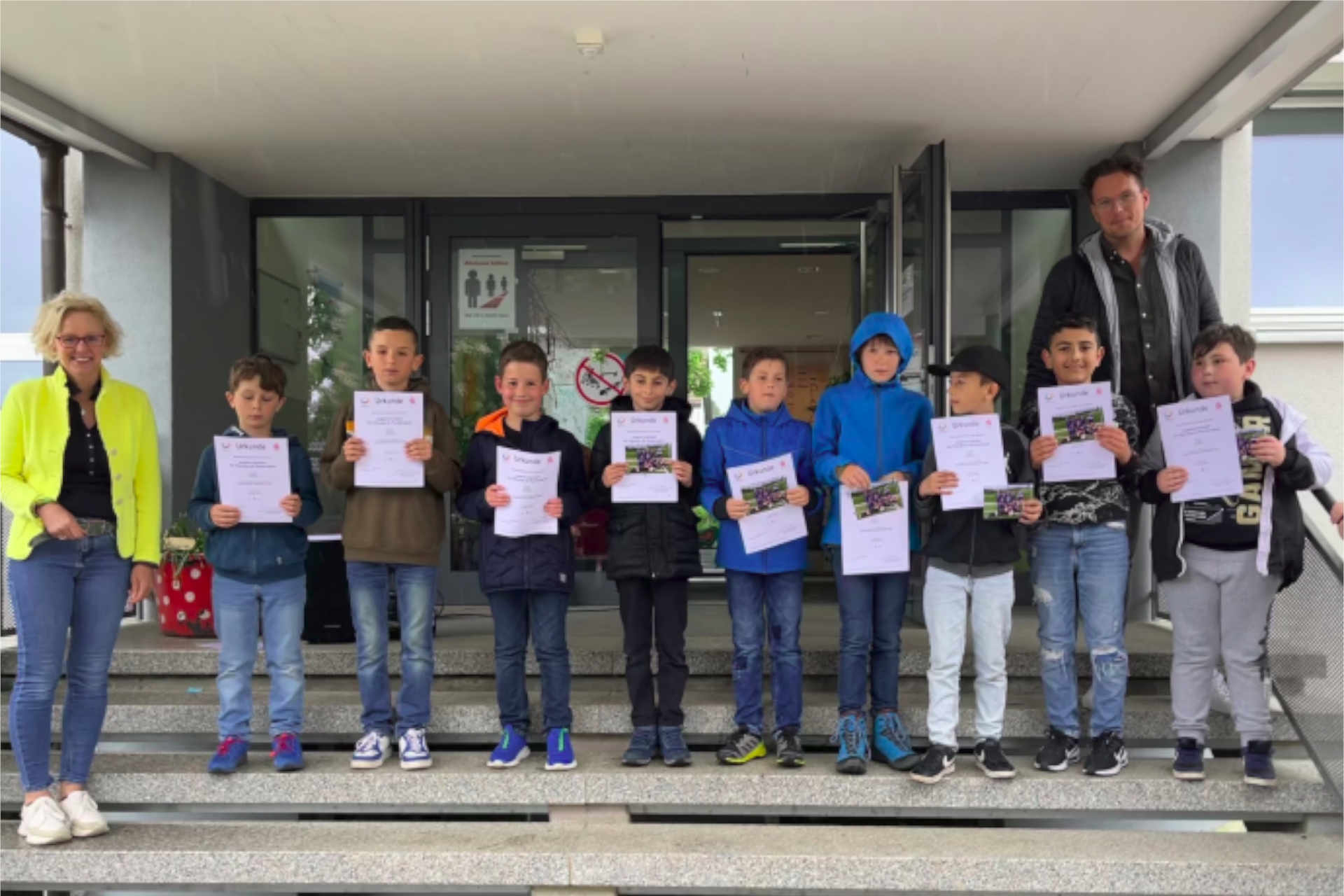 Fussballturnier Gruppenbild der Grundschule Unterlauchringen