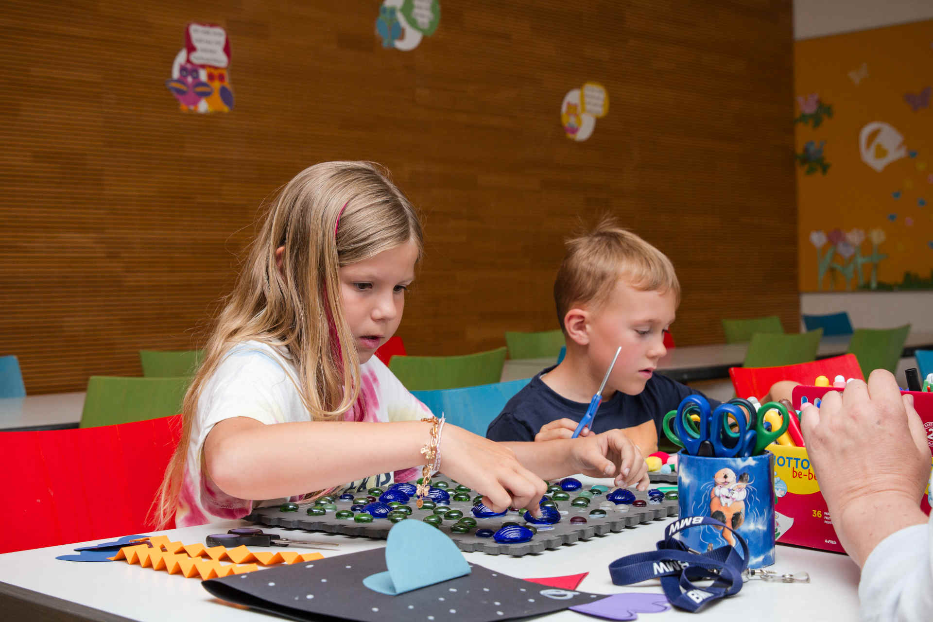 Kinder am spielen in der Grundschule Unterlauchringen